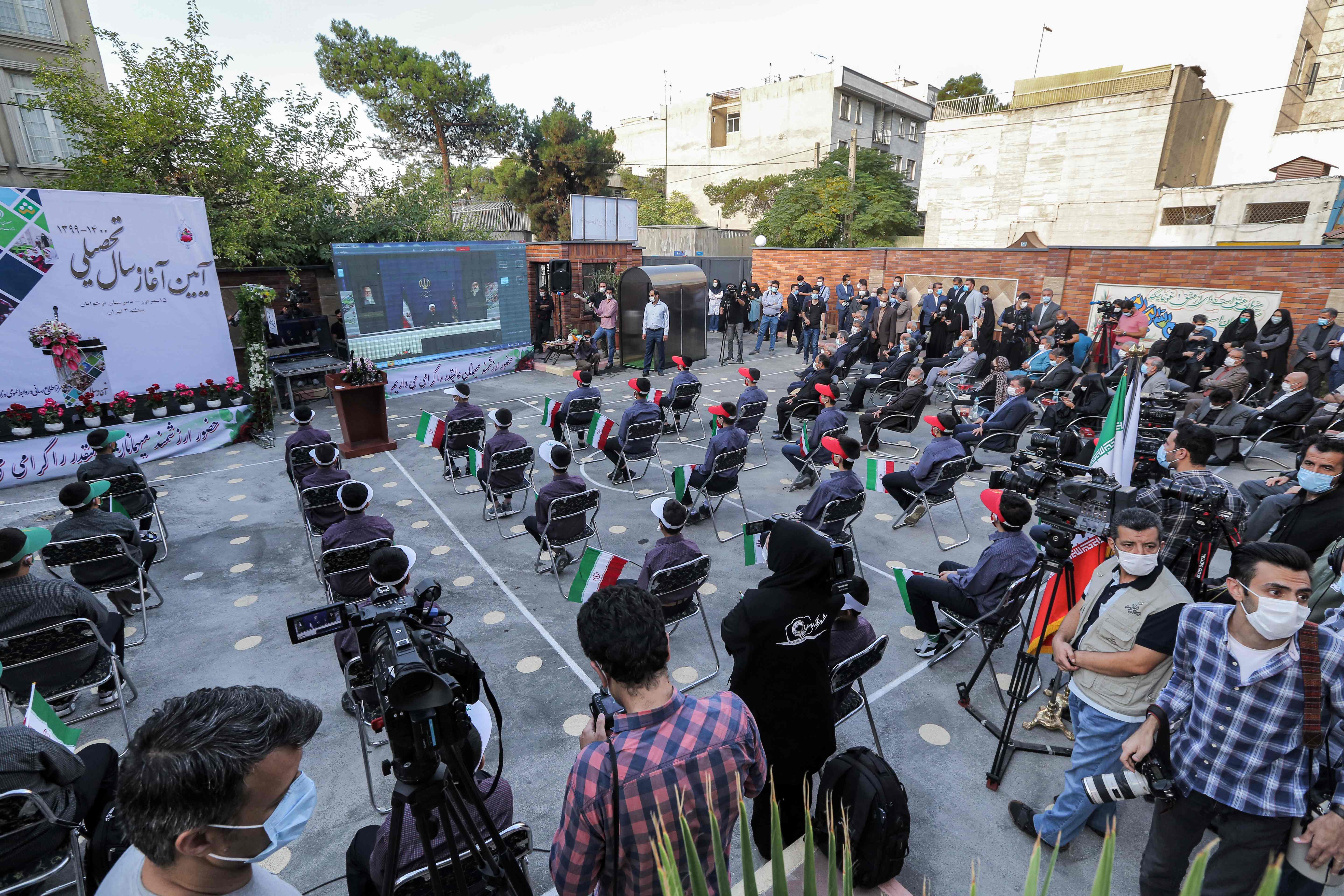 دەرگای قوتابخانەکان لە ئێران و رۆژهەڵاتی کوردستان کرایەوە 